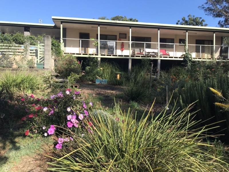 13 Van Doren Road, Southside QLD 4570