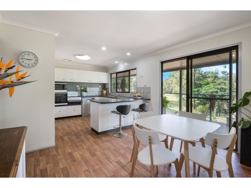 13 Van Doren Road, Southside QLD 4570