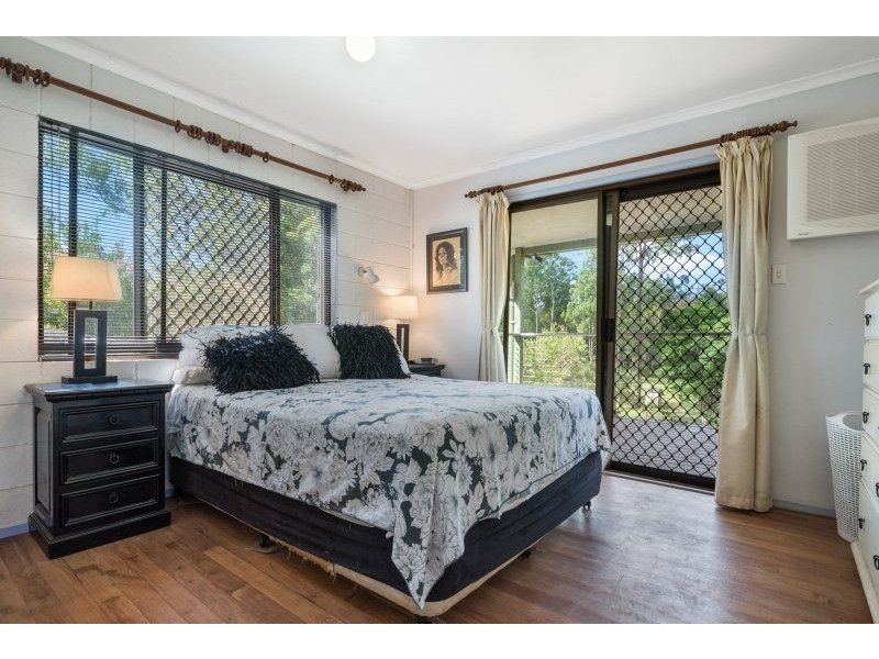 13 Van Doren Road, Southside QLD 4570