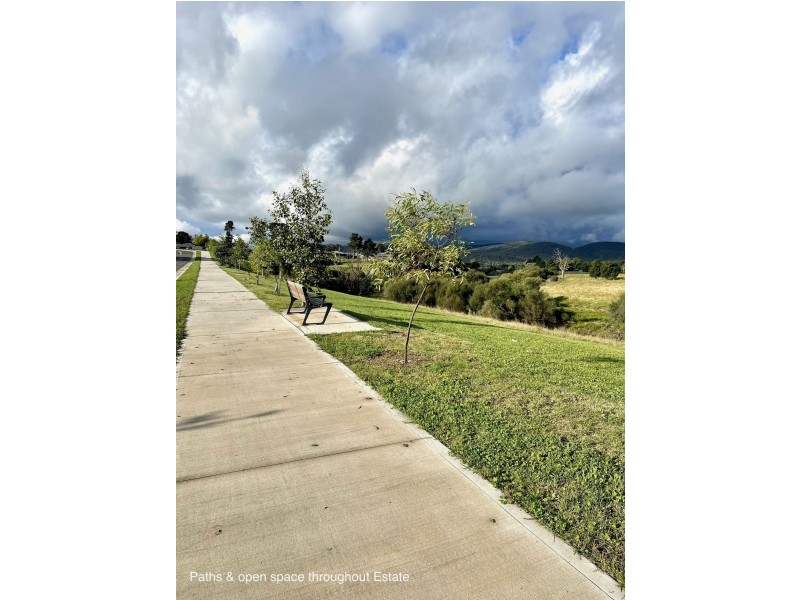 31 Carmella Drive, Goulburn NSW 2580