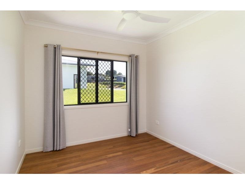 6 Quaid Court, Tinaroo QLD 4872