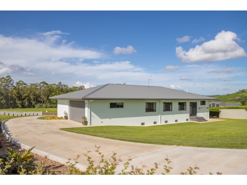 6 Quaid Court, Tinaroo QLD 4872