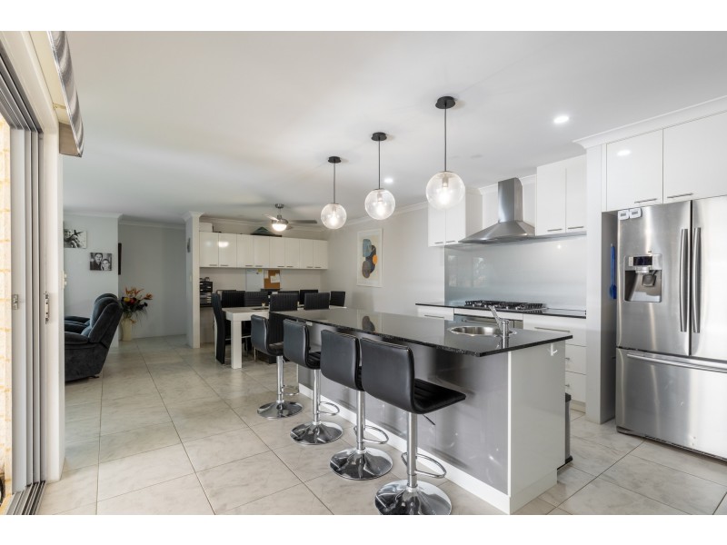 73 St James Drive, Baldivis WA 6171