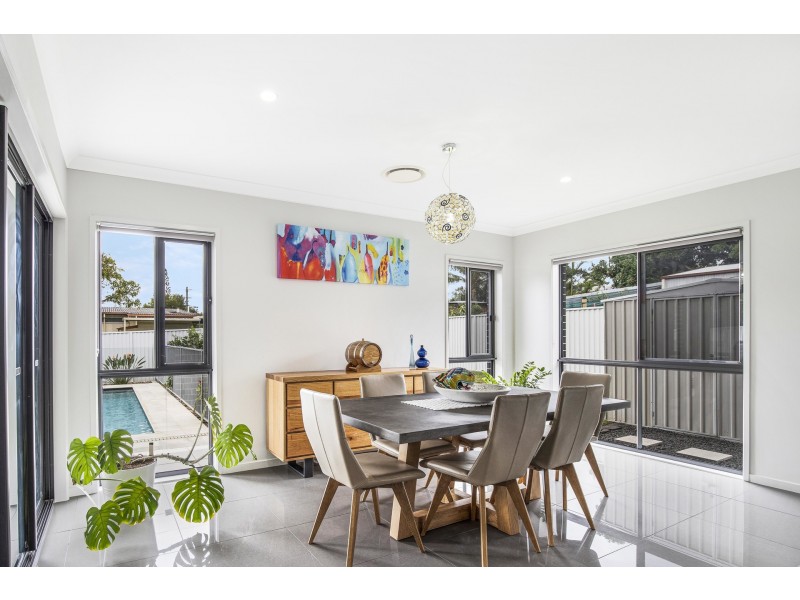 10 Enoch St, Clontarf QLD 4019
