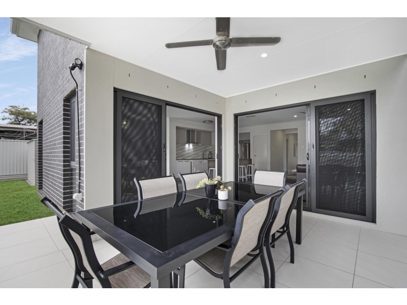 10 Enoch St, Clontarf QLD 4019