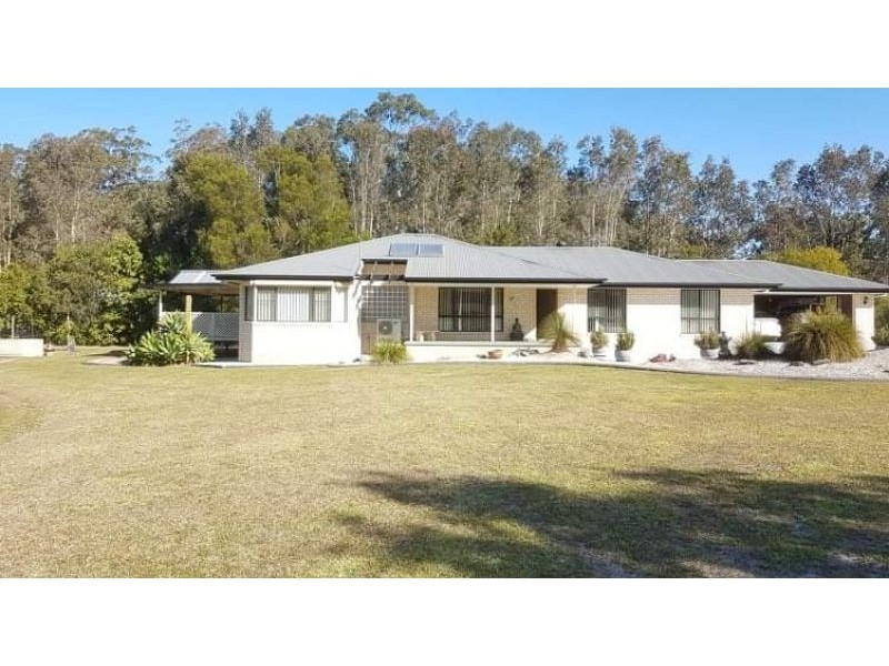 4 Peppermint Place, Old Bar NSW 2430