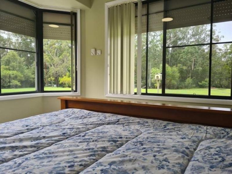 4 Peppermint Place, Old Bar NSW 2430