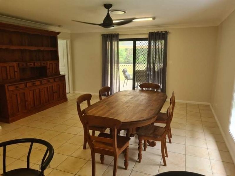 4 Peppermint Place, Old Bar NSW 2430