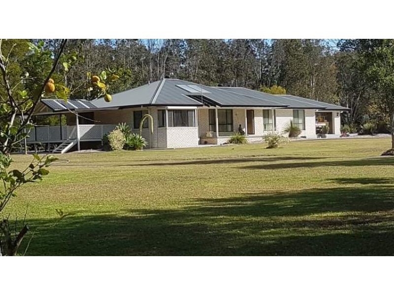 4 Peppermint Place, Old Bar NSW 2430