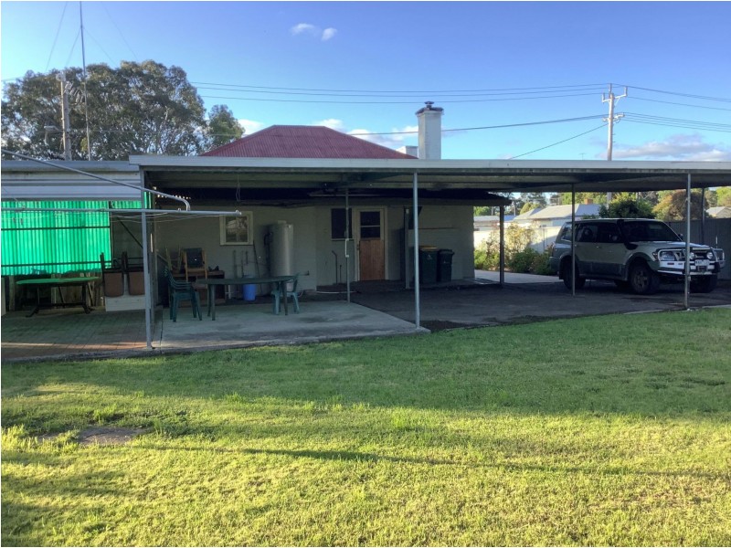 3 Windsor Avenue, Edenhope VIC 3318