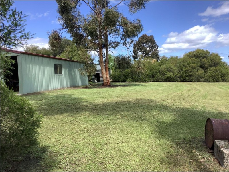 3 Windsor Avenue, Edenhope VIC 3318