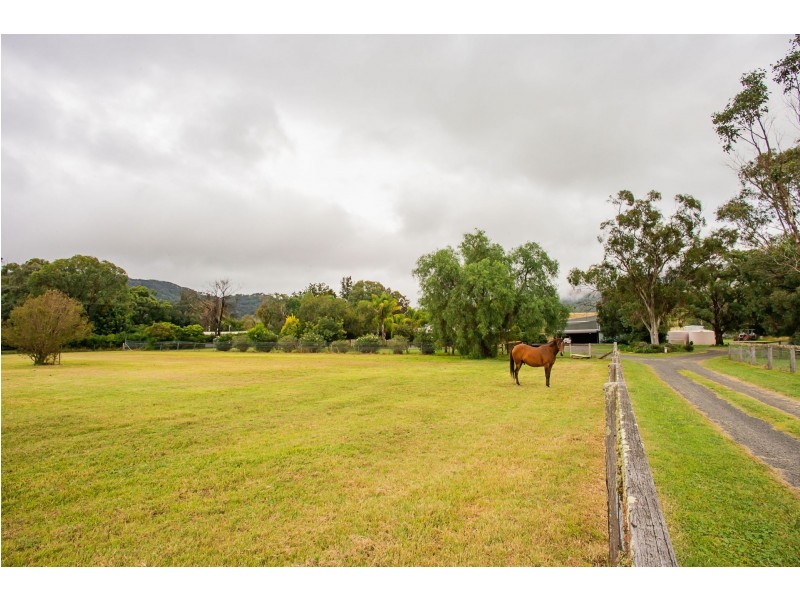 1310 Sandy Creek Road, Mccullys Gap NSW 2333