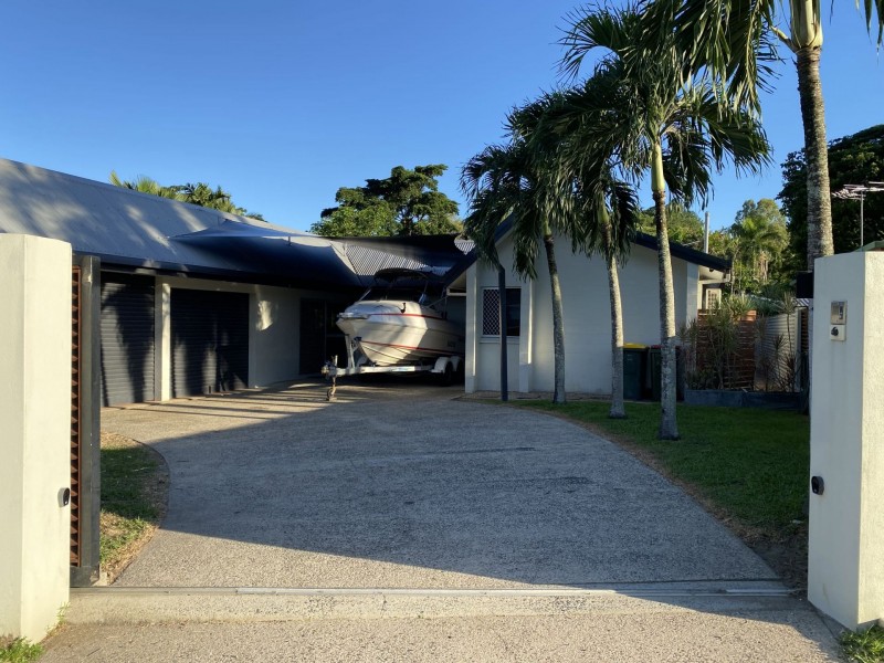 51 Henley Street, Earlville QLD 4870