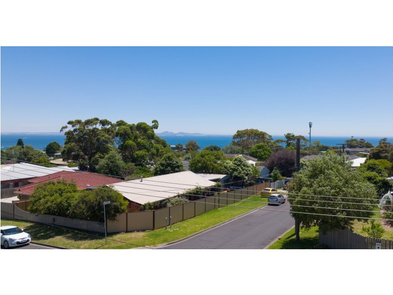 18 Bungalalli Ave, Clifton Springs VIC 3222