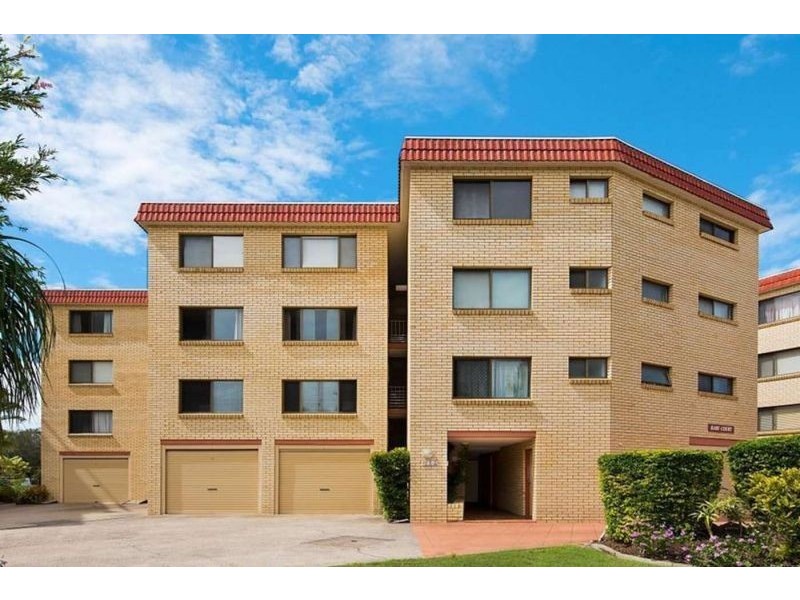 9/7 Landsborough Parade, Golden Beach QLD 4551