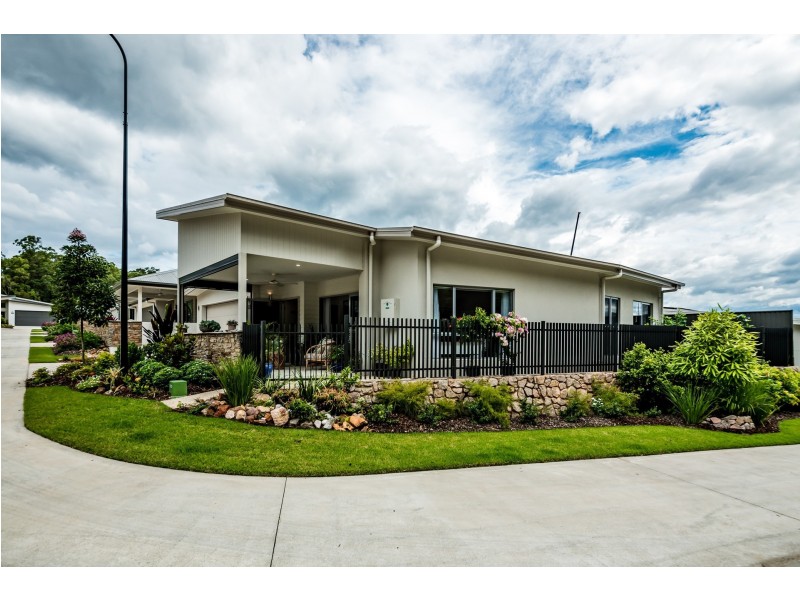 12/16 Grammar School Way, Forest Glen QLD 4556