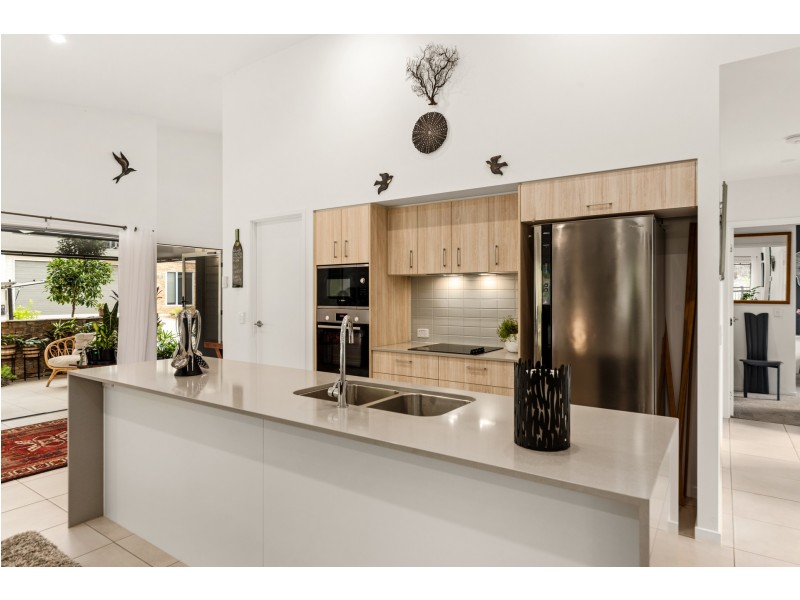 12/16 Grammar School Way, Forest Glen QLD 4556