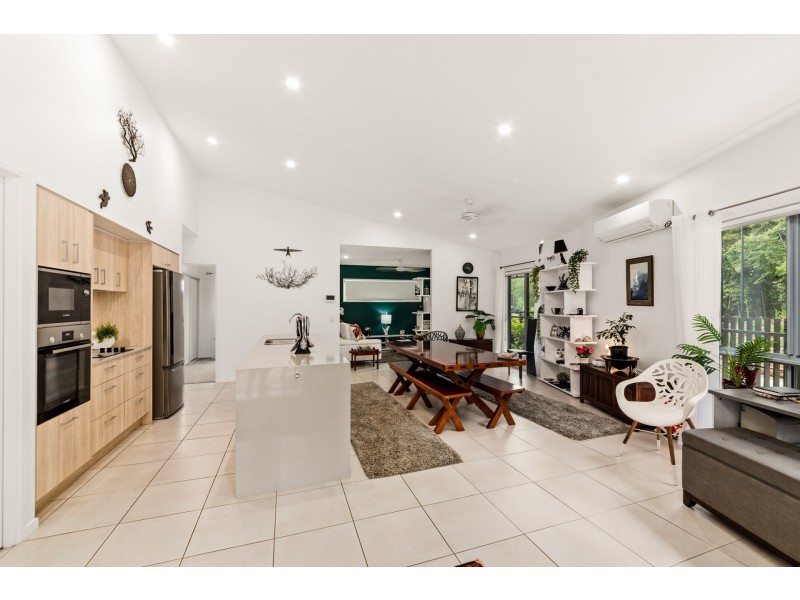 12/16 Grammar School Way, Forest Glen QLD 4556
