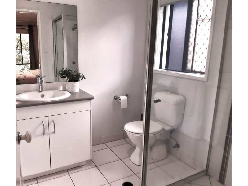 8 Alicia Circuit, Little Mountain QLD 4551