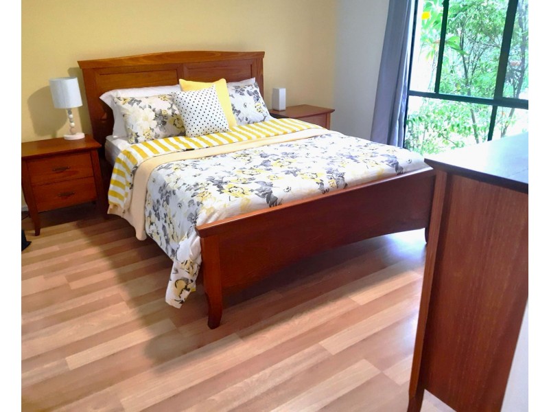 8 Alicia Circuit, Little Mountain QLD 4551