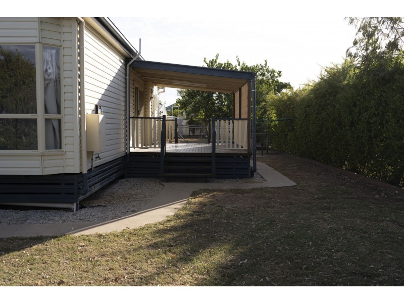10 Bailey Street, Capella QLD 4723