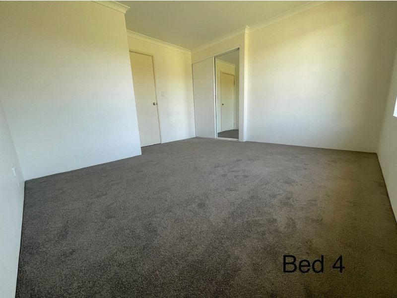 74 Barton Drive, Australind WA 6233