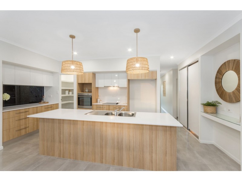 75 Barramundi Circuit, Burdell QLD 4818