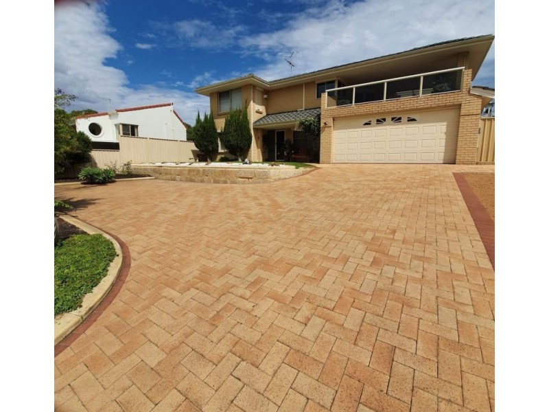 19 Seawind Drive, Silver Sands WA 6210