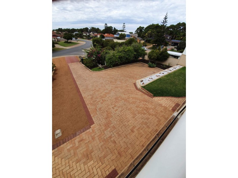 19 Seawind Drive, Silver Sands WA 6210