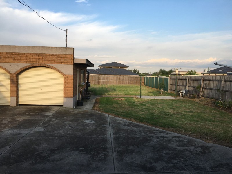 2 Field Street, Craigieburn VIC 3064