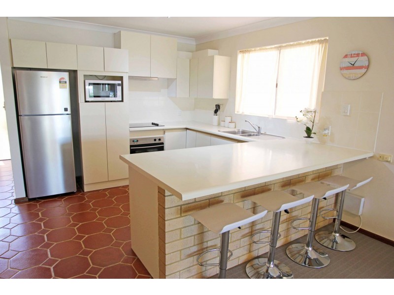 1/76 Ormsby Tce, Mandurah WA 6210