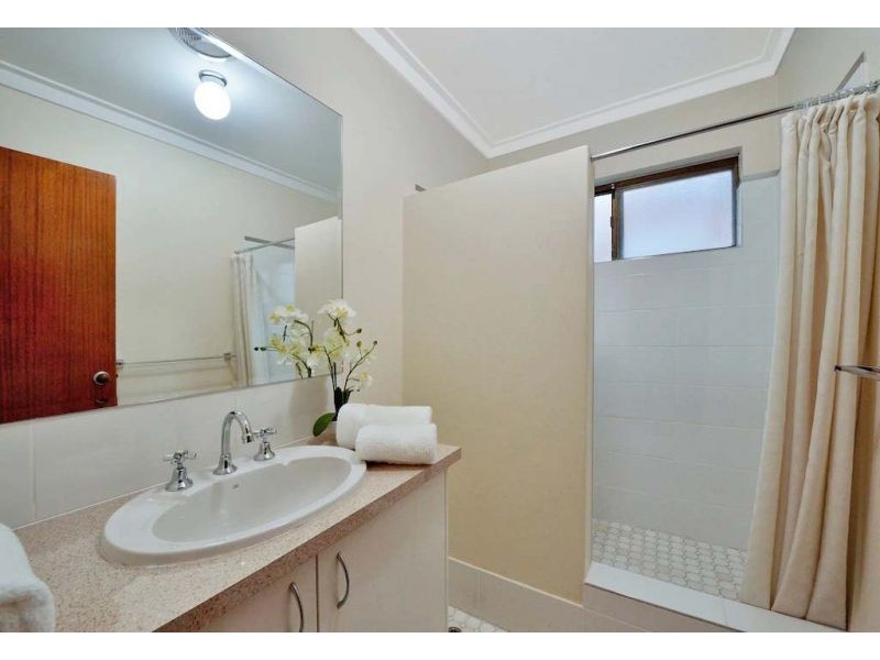 1/76 Ormsby Tce, Mandurah WA 6210