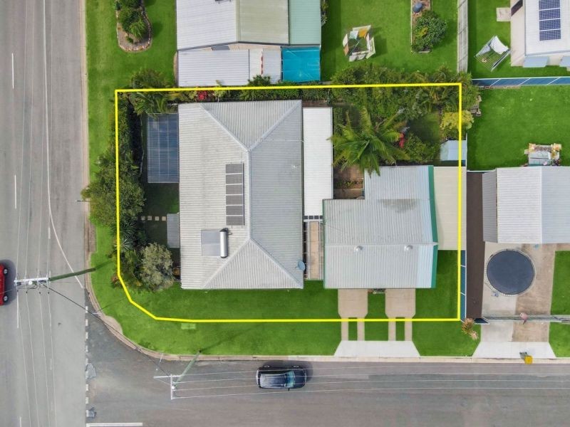 17 Miller St, Urangan QLD 4655