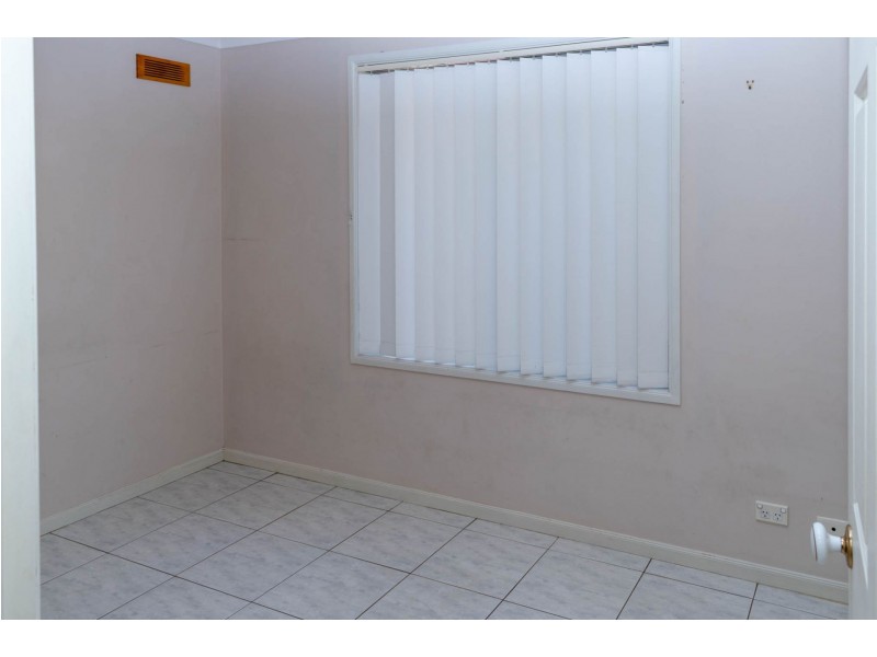 9 Gungarlin Drive, Horningsea Park NSW 2171