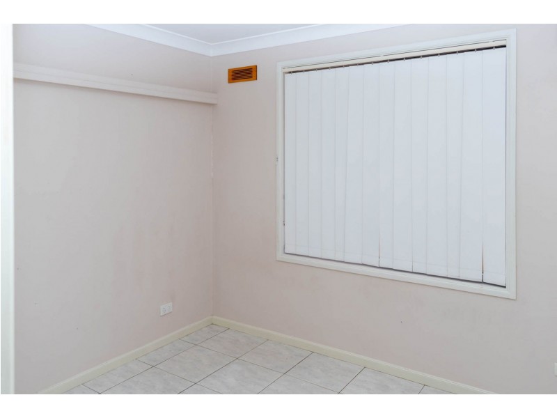 9 Gungarlin Drive, Horningsea Park NSW 2171