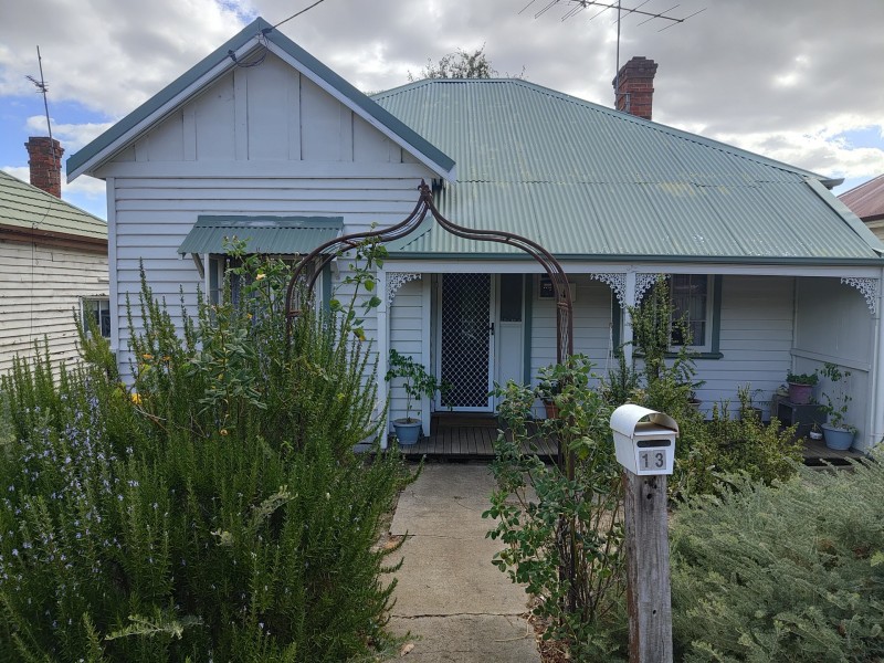 13 Hampton St, Bridgetown WA 6255