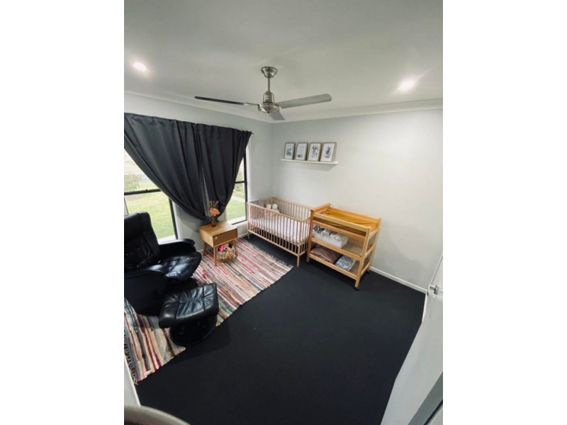 22 Lucy Court, Mirani QLD 4754