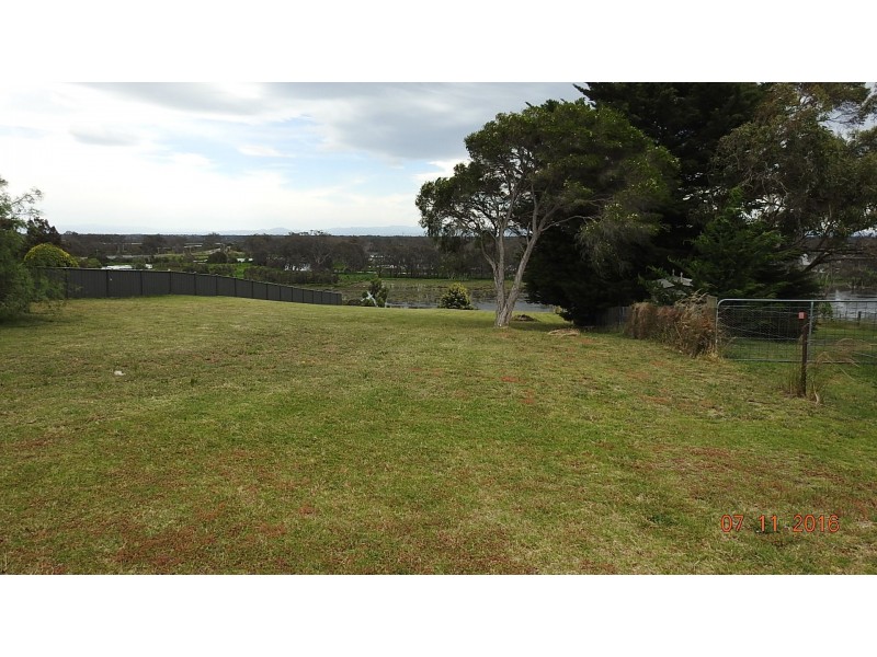 15 Audley Street, Longford VIC 3851