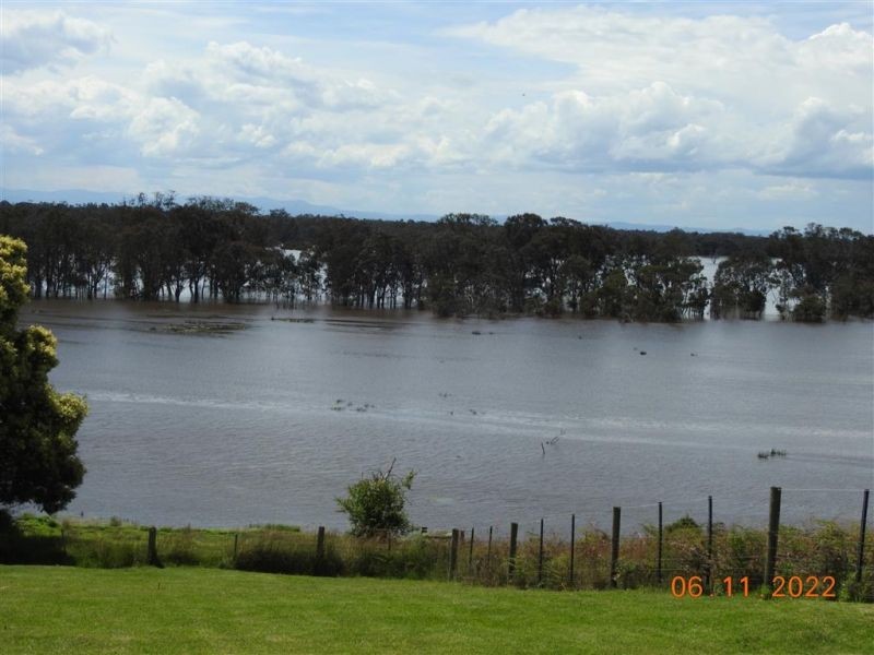 15 Audley Street, Longford VIC 3851