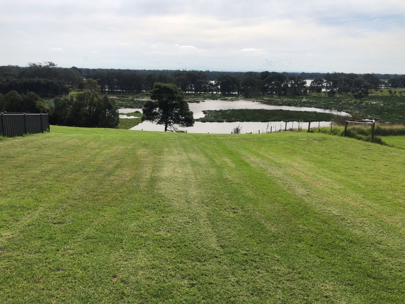 15 Audley Street, Longford VIC 3851