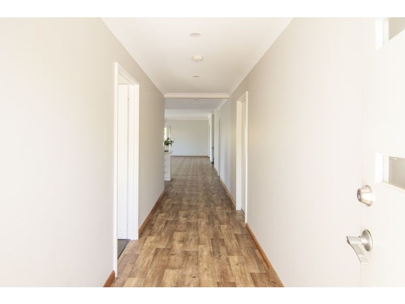 21 Gribble Circuit, Kealy WA 6280