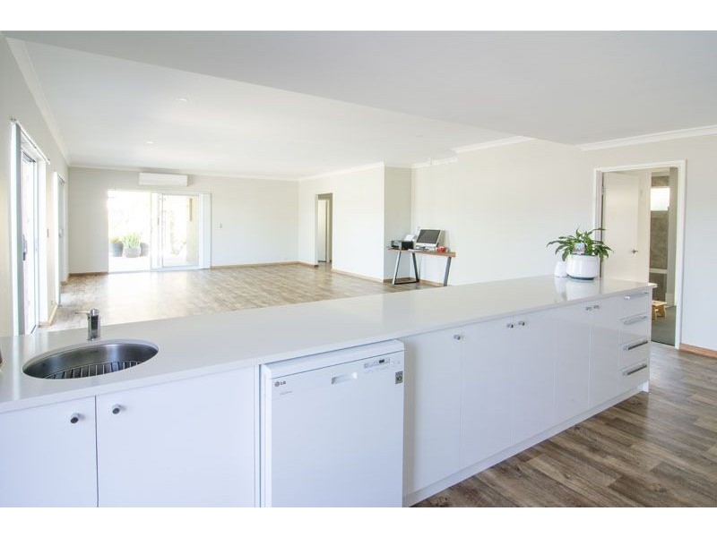 21 Gribble Circuit, Kealy WA 6280