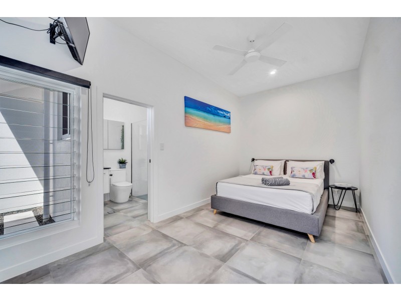 Port Douglas QLD 4877