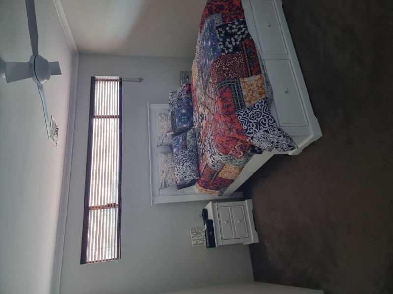 6 Pinehurst Loop, Meadow Springs WA 6210