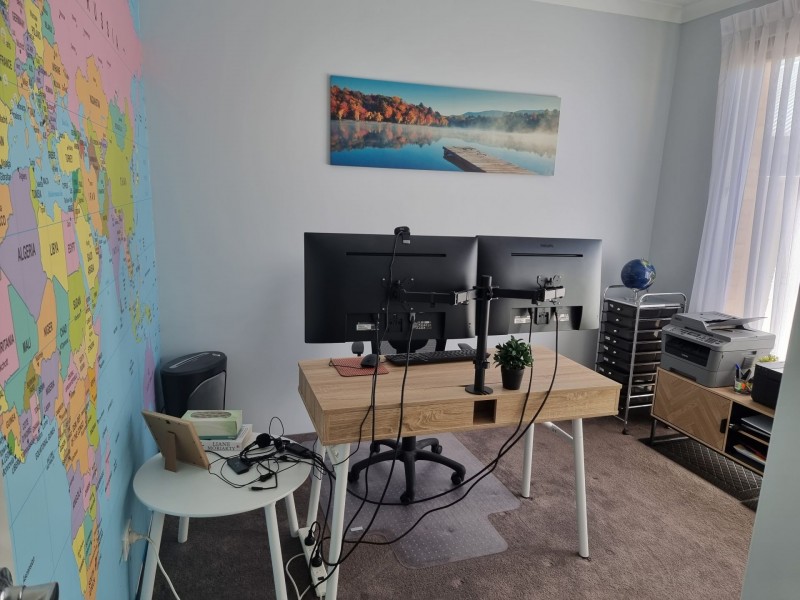 6 Pinehurst Loop, Meadow Springs WA 6210