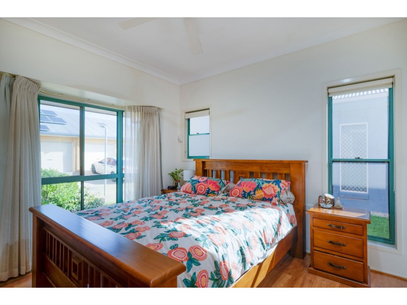 106/40 Lakeside Crescent, Currimundi QLD 4551