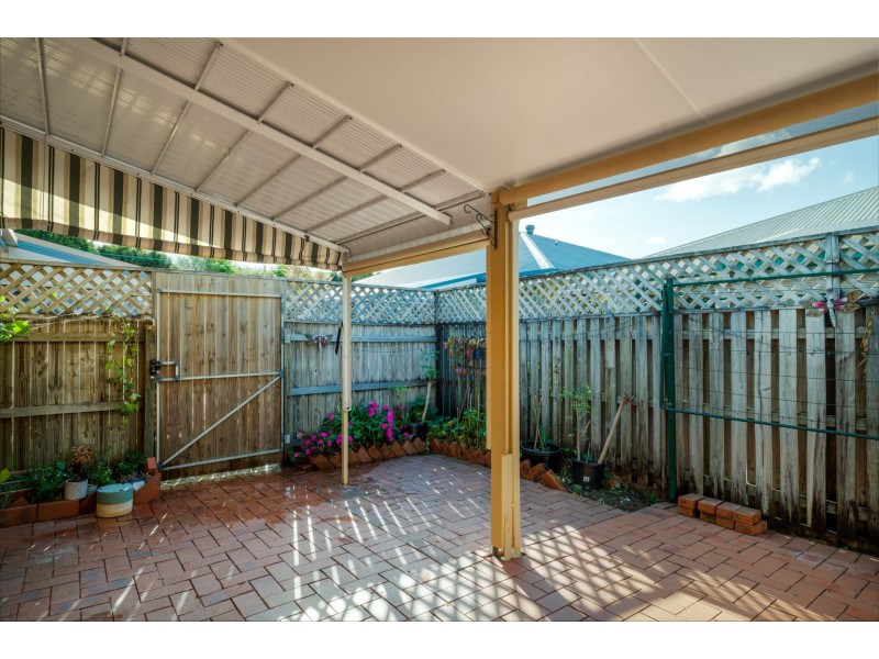 106/40 Lakeside Crescent, Currimundi QLD 4551