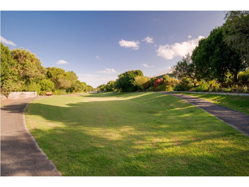 106/40 Lakeside Crescent, Currimundi QLD 4551