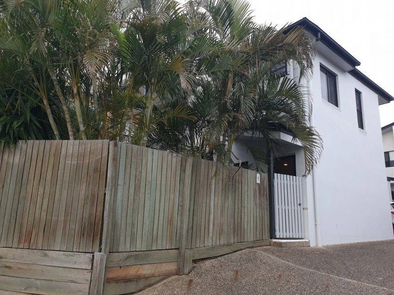 1/44 Birdwood Road, Holland Park West QLD 4121