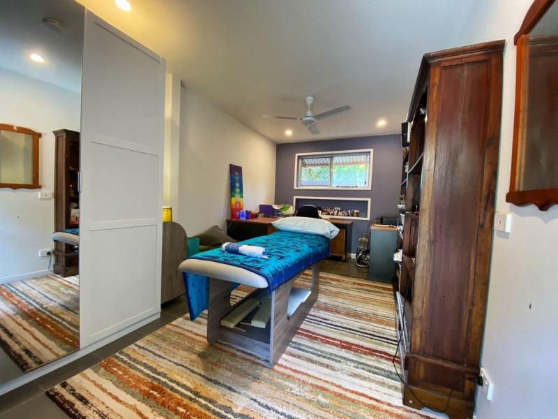 3-5 Byers St, Edmonton QLD 4869